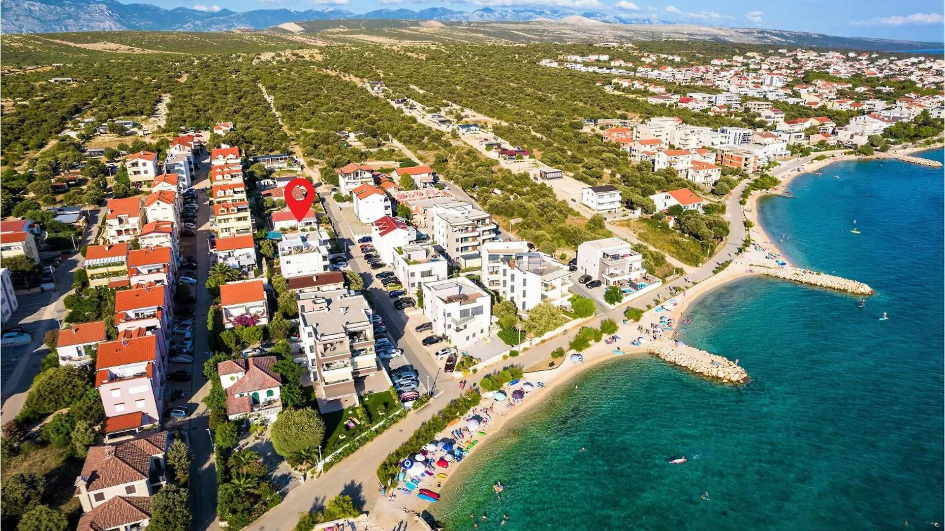 3 Bedroom Gorgeous Apartment In Mandre Croatia